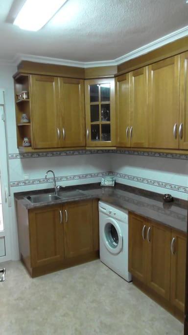 3 Bedroom Townhouse In Alicante, Orihuela ภายนอก รูปภาพ