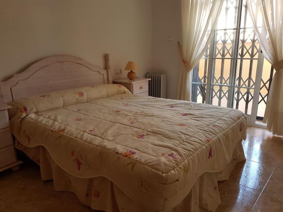 3 Bedroom Townhouse In Alicante, Orihuela ภายนอก รูปภาพ